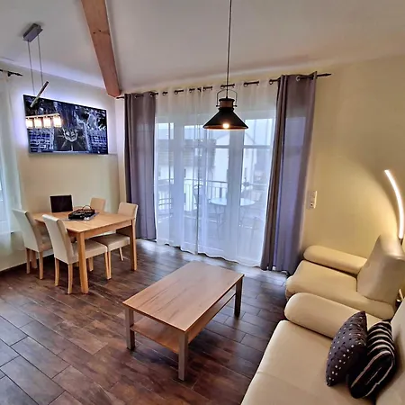 Ilona * 제바트헤링스도르프